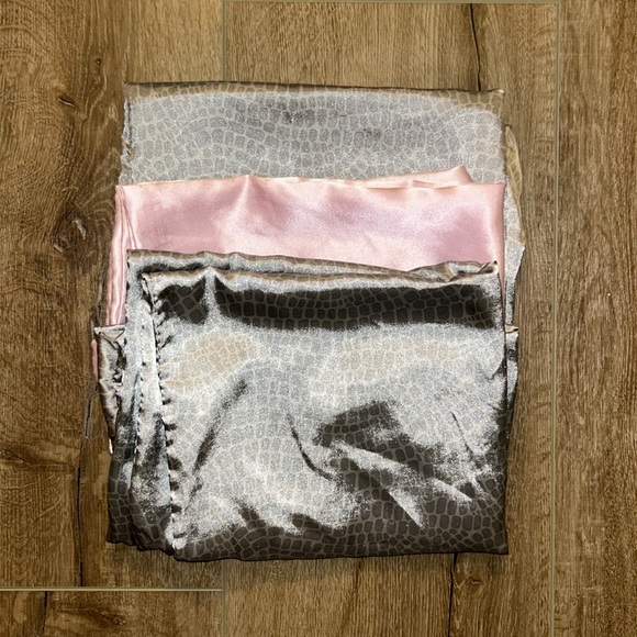 Smooth Pillow cases (3) - Picture 3 of 4